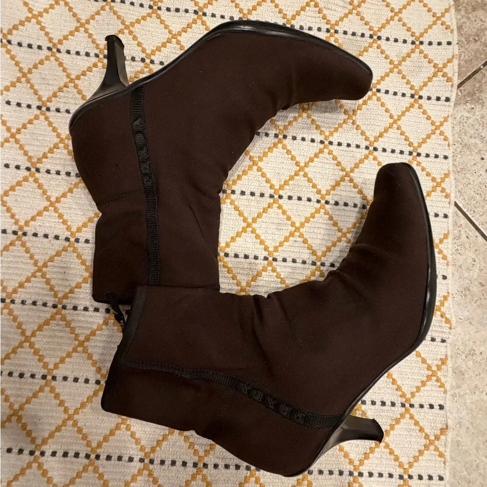 Elegant Prada  Black Women's Ankle Boots size 40/9.5 brown - Picture 3 of 11